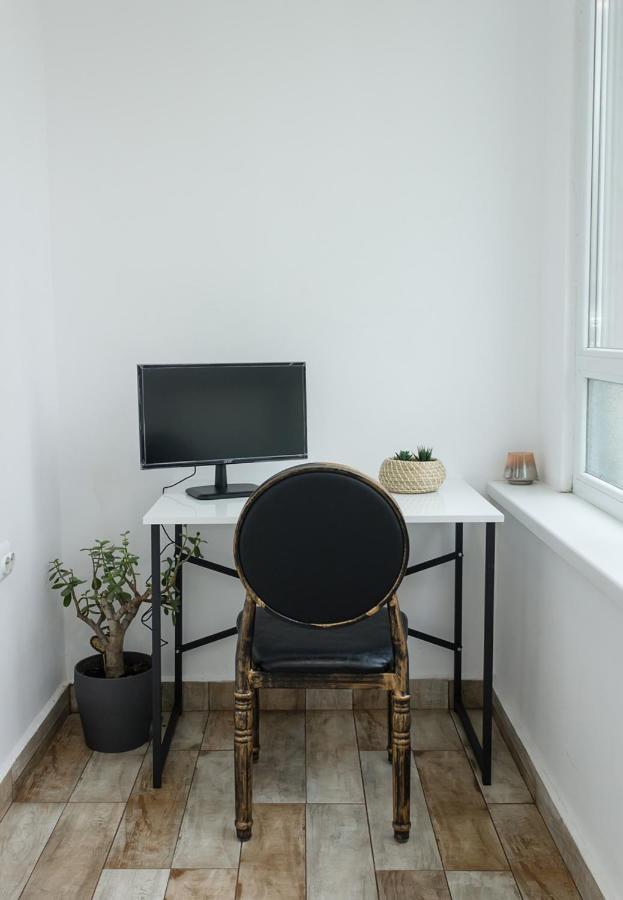 וארנה Cosy And Modern 1Bd Flat Near The City Centre By Flat Mаnager מראה חיצוני תמונה